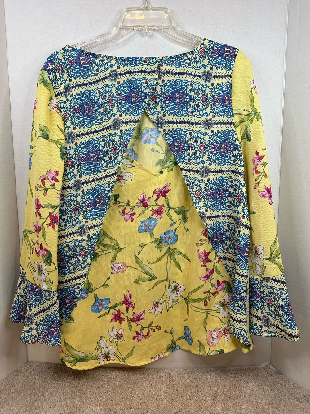 Figueroa & flower Fuchsia Yellow Floral Bell-Sleeve Blouse with Blue Trim - Picture 6 of 8
